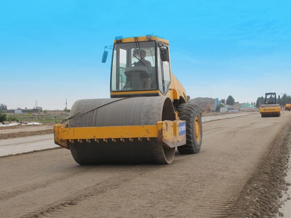 攻堅克難搶工期 喜迎國慶獻厚禮 武威北二環(huán)項目施工如火如荼進行