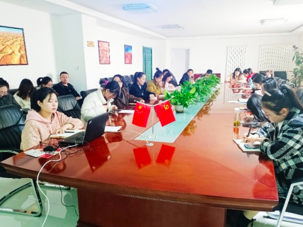 新能源公司開展檔案管理知識培訓 新能源公司開展檔案管理知識培訓